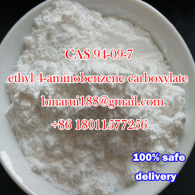 백색 크리스탈 벤조카인 / 아메리카인 CAS 94-09-7 99% 순도 의약품 중간 물질